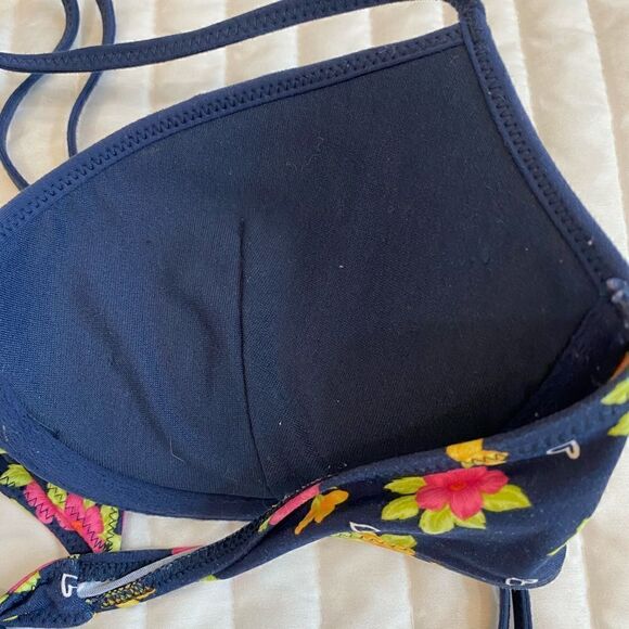 Hollister Swim Push-Up Top Women Size M - Picture 6 of 7